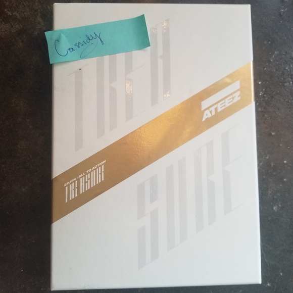Ateez EP. FIN All to Action albums - Picture 2 of 3